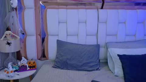 Snapshot of valkiria_moore chatting on October 22, 8:30 pm Valkiria moore online show from October 22, 8:30 pm