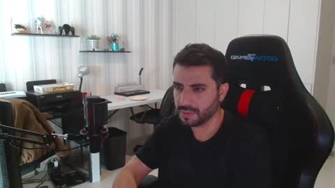 Roberto Carlos online show from October 7, 8:39 pm