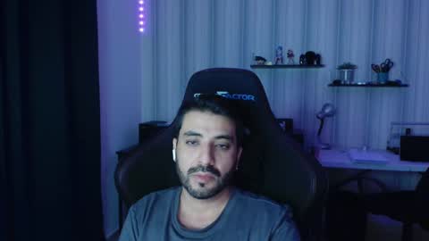 Roberto Carlos online show from October 12, 1:04 am