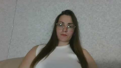 Snapshot of valleria21 chatting on May 30, 7:00 pm valleria21 online show from May 30, 7:00 pm