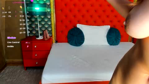 Snapshot of valleriejonnes chatting on October 23, 7:18 am Valerie Val V online show from October 23, 7:18 am