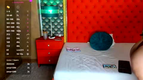 Valerie Val V online show from December 18, 1:11 am