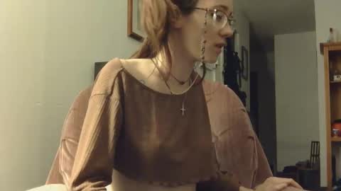 Snapshot of valleriestarr chatting on January 22, 3:41 am Vallerie Starr online show from January 22, 3:41 am