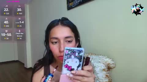 Snapshot of vallery_evanss chatting on July 24, 4:05 pm Taty independent account online show from July 24, 4:05 pm