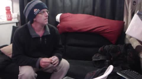 Snapshot of valleycamboy chatting on October 28, 2:26 am ValleyCamBoy and Friends online show from October 28, 2:26 am