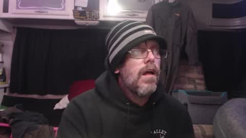 Snapshot of valleycamboy chatting on November 30, 11:20 pm ValleyCamBoy and Friends online show from November 30, 11:20 pm