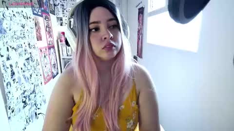 Im Violet online show from October 19, 8:53 pm