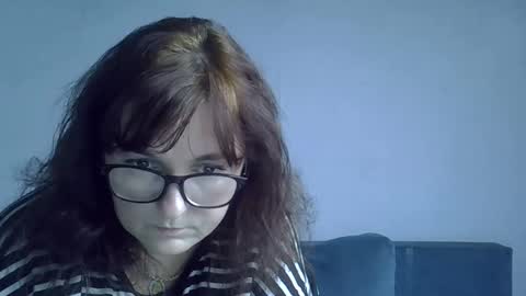 vally_bek1 online show from November 12, 10:04 am