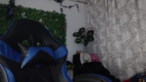 valquiria_sirgun online show from March 25, 9:37 am