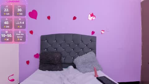 Snapshot of valu_0 chatting on February 17, 4:37 pm valu online show from February 17, 4:37 pm