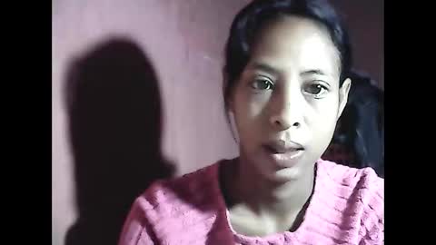 Snapshot of valysexyhot chatting on April 24, 2:47 am valysexyhot online show from April 24, 2:47 am