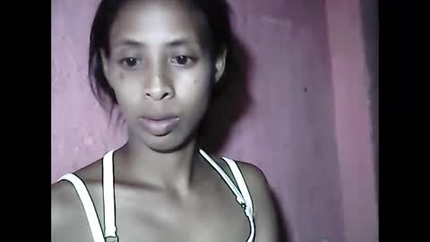 Snapshot of valysexyhot chatting on April 25, 3:53 pm valysexyhot online show from April 25, 3:53 pm