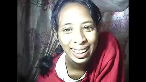 Snapshot of valysexyhot chatting on May 8, 6:52 am valysexyhot online show from May 8, 6:52 am
