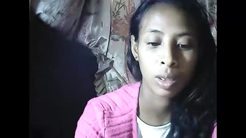 Snapshot of valysexyhot chatting on May 23, 7:56 am valysexyhot online show from May 23, 7:56 am