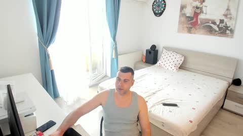 valyvalisimo online show from March 27, 8:26 am