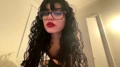 vampgatita online show from December 15, 2:38 am