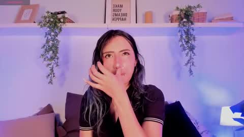 vamp  online show from October 10, 9:58 pm