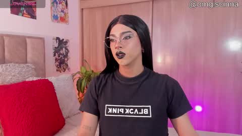 Cinnamon  online show from December 17, 7:42 pm