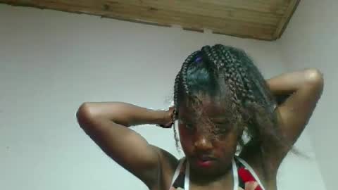 Snapshot of vanafiry chatting on March 9, 10:52 am vanafiry online show from March 9, 10:52 am