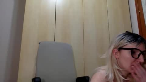 Vanda online show from January 18, 5:00 am