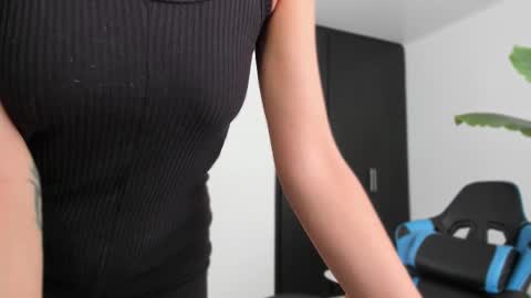 Babi Alu online show from October 10, 2:49 pm