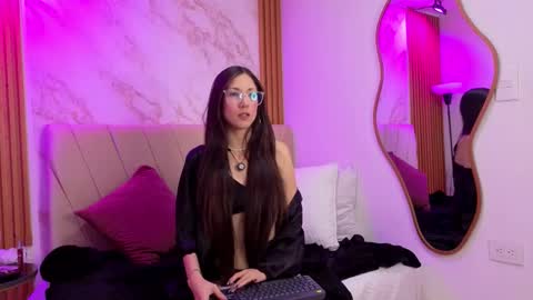 Snapshot of vane_coral chatting on February 9, 11:14 am vane_coral online show from February 9, 11:14 am