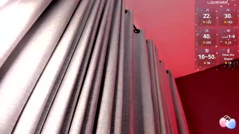 Snapshot of vanelope_evans_ chatting on February 6, 1:32 am vanelope_evans_ online show from February 6, 1:32 am