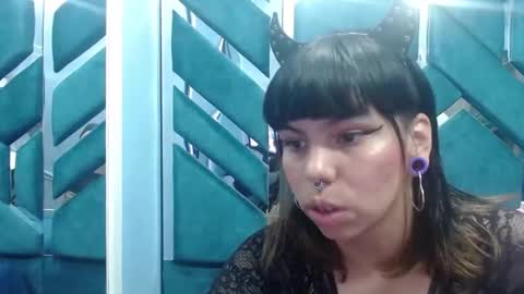 Snapshot of vanesa_boobs chatting on February 10, 2:59 am vanessa bobs online show from February 10, 2:59 am