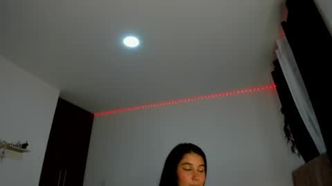 vanesa_g1 online show from June 5, 6:52 am