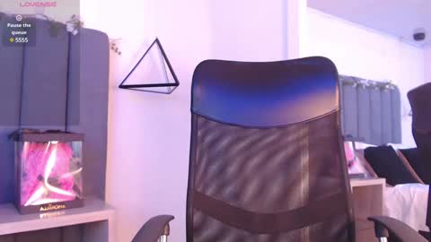 Snapshot of vanessa___x chatting on January 25, 1:41 pm Vanessa online show from January 25, 1:41 pm