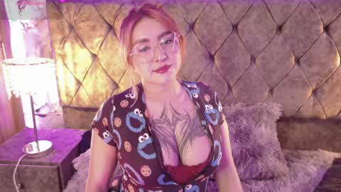 Vane  online show from April 8, 3:28 am