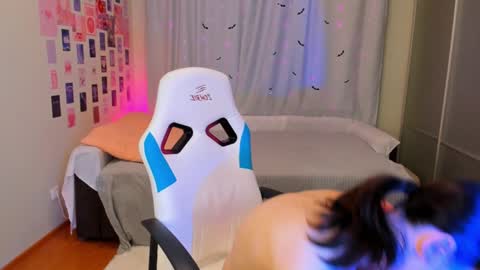 Vanessa online show from December 20, 3:25 am
