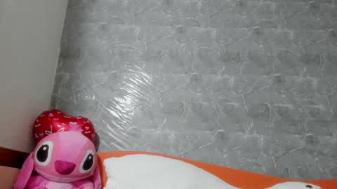 Snapshot of vanessaadol chatting on March 5, 8:10 am vanessaadol online show from March 5, 8:10 am