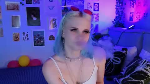 Vanessa online show from July 1, 2:51 pm