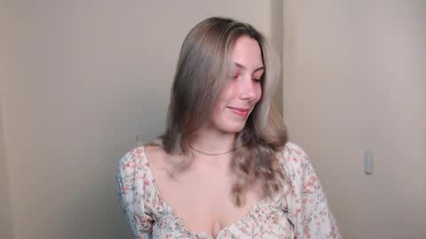 Vanessa online show from April 10, 3:50 pm