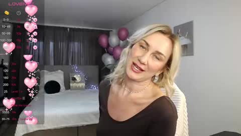 Vanessa  online show from February 25, 1:28 pm