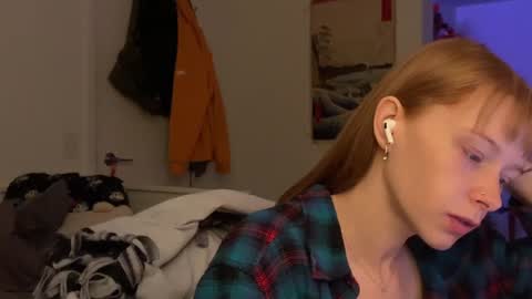 Vanessa  online show from December 2, 8:41 am