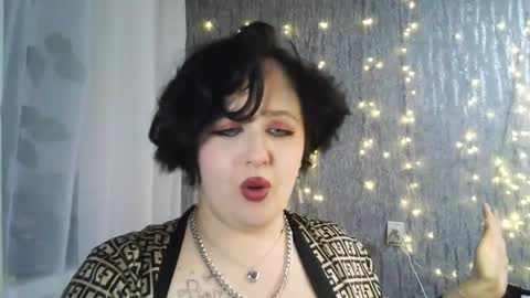 Snapshot of vanessashadow chatting on March 31, 9:15 pm vanessashadow online show from March 31, 9:15 pm