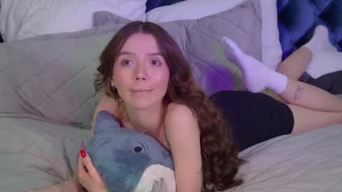 VanessaVienne online show from April 13, 4:45 pm