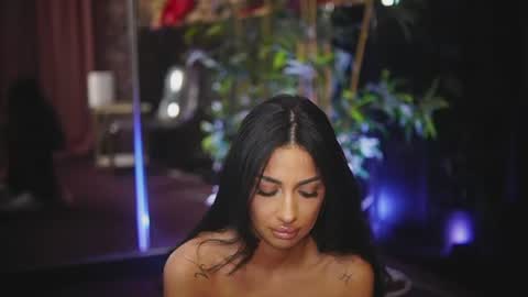 Vanessa online show from June 17, 6:09 pm