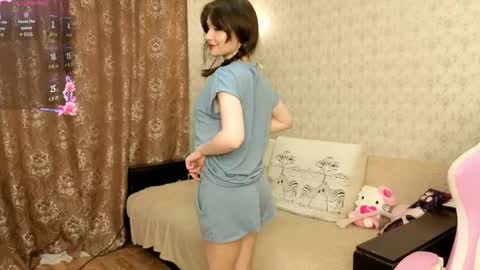   Mila    online show from May 5, 10:07 pm