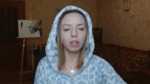 Snapshot of vanillamuffin chatting on October 12, 6:01 am VanillaMuffin online show from October 12, 6:01 am