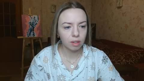 Snapshot of vanillamuffin chatting on February 4, 6:52 am VanillaMuffin online show from February 4, 6:52 am