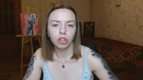 Snapshot of vanillamuffin chatting on February 27, 6:13 am VanillaMuffin online show from February 27, 6:13 am