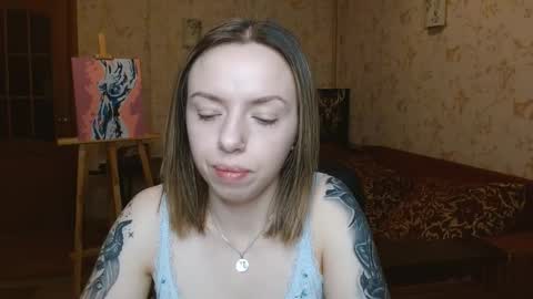 Snapshot of vanillamuffin chatting on March 6, 6:10 am VanillaMuffin online show from March 6, 6:10 am