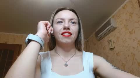 Snapshot of vanillamuffin chatting on March 12, 1:39 pm VanillaMuffin online show from March 12, 1:39 pm