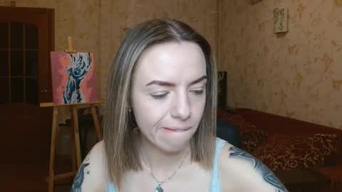 Snapshot of vanillamuffin chatting on March 18, 6:16 am VanillaMuffin online show from March 18, 6:16 am