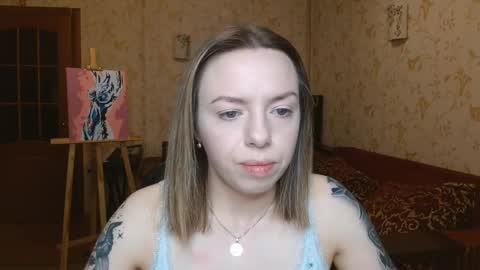 Snapshot of vanillamuffin chatting on March 29, 5:40 am VanillaMuffin online show from March 29, 5:40 am