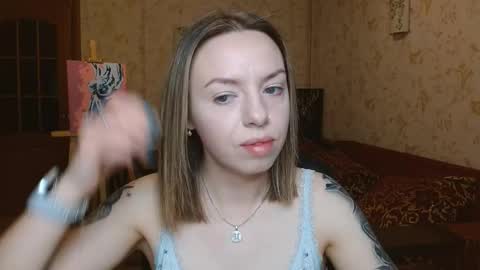 Snapshot of vanillamuffin chatting on March 31, 5:08 am VanillaMuffin online show from March 31, 5:08 am