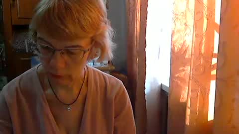 Vanillaxcreamy online show from February 23, 12:48 pm